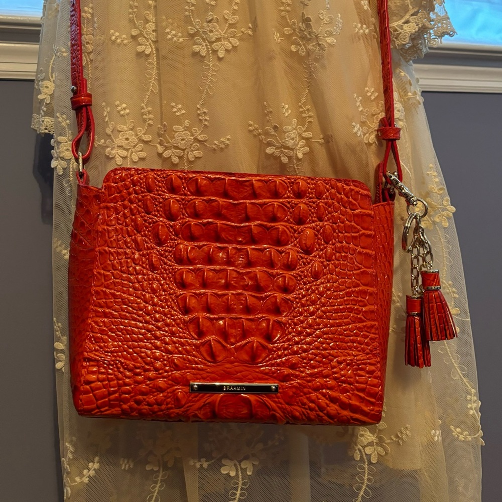 SPECIAL Like New Orange Croc Embossed Brahmin Crossbody